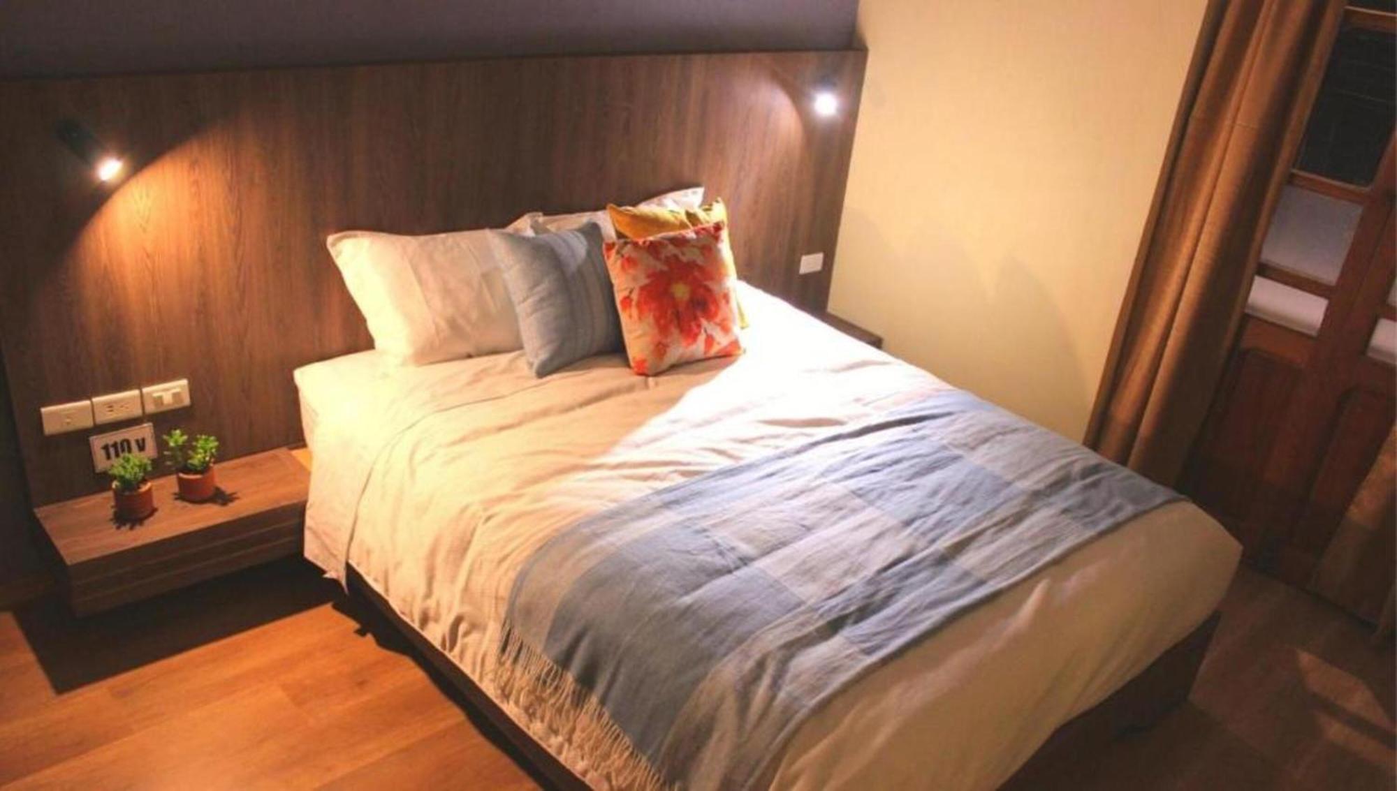 Hotel Inti キト エクステリア 写真